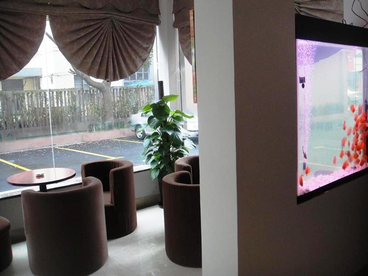Greentree Inn Shanghai Pudong Airport Huaxia East Road Railway Station Shell Hotel Dış mekan fotoğraf